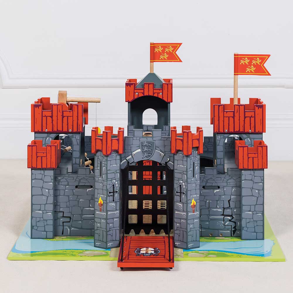 Discover Sustainable Castles, Knights, and Fairies Toys at Le Toy Van