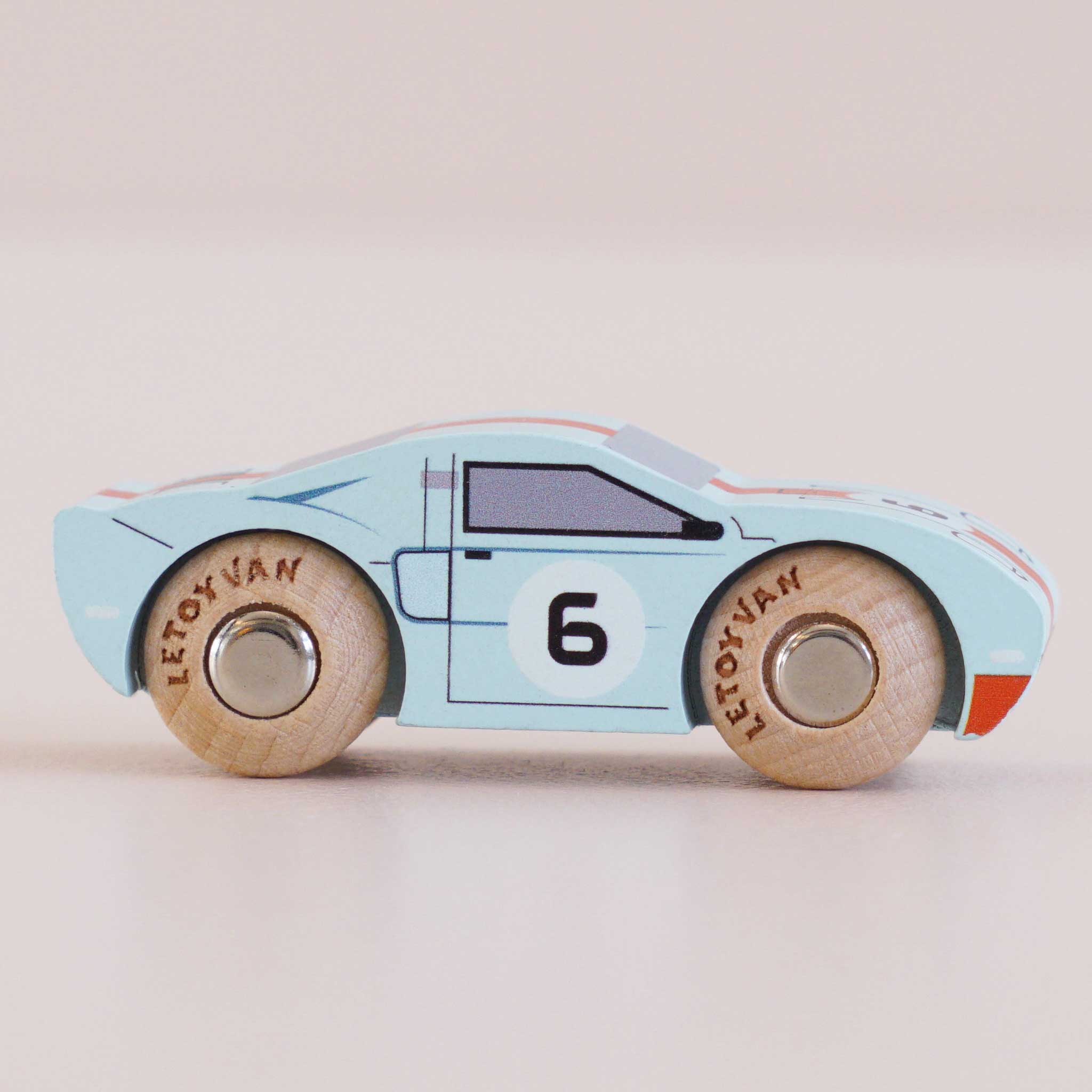 No. 26 GT145 Fred