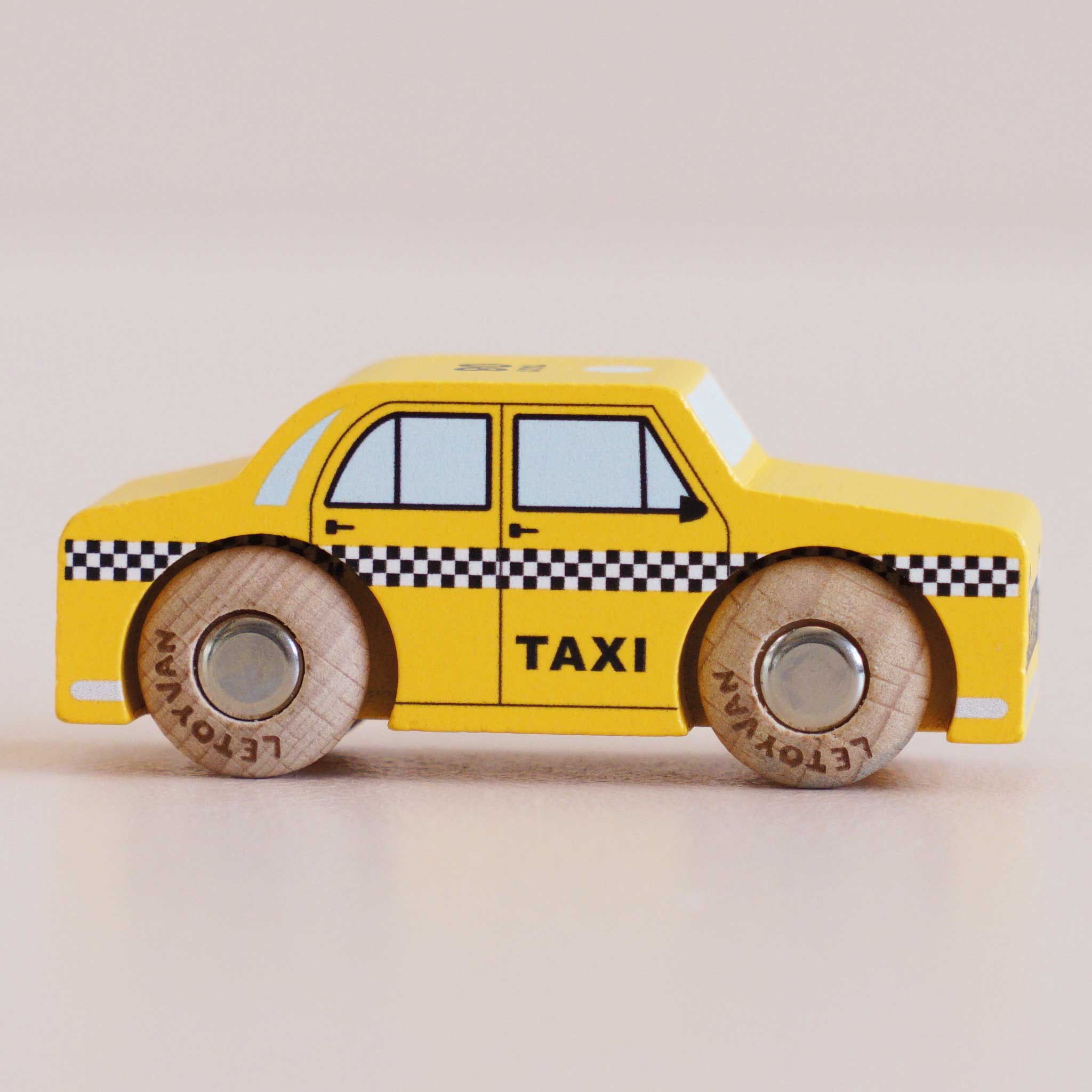 No. 39 GT245 Trixie