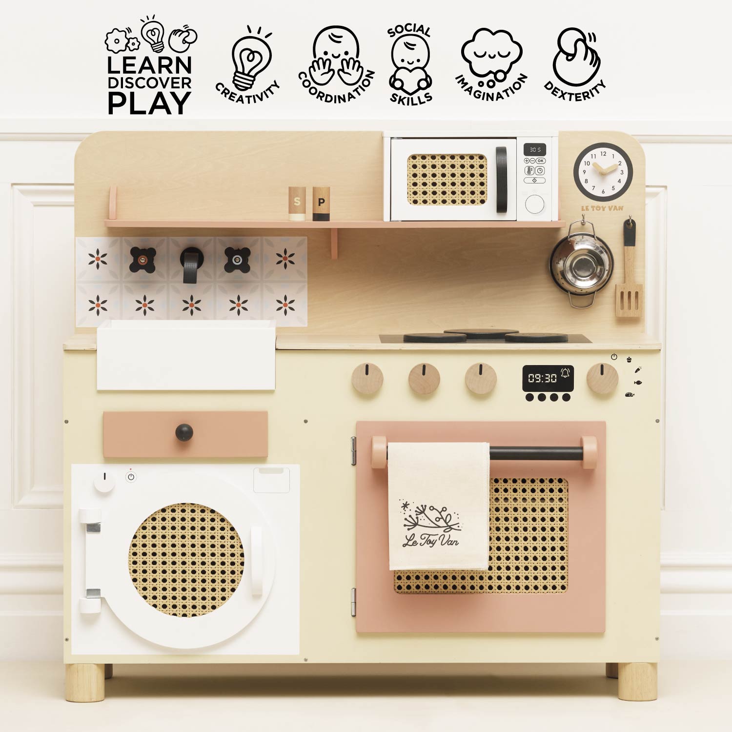 Rattan Family Size Wooden Play Kitchen