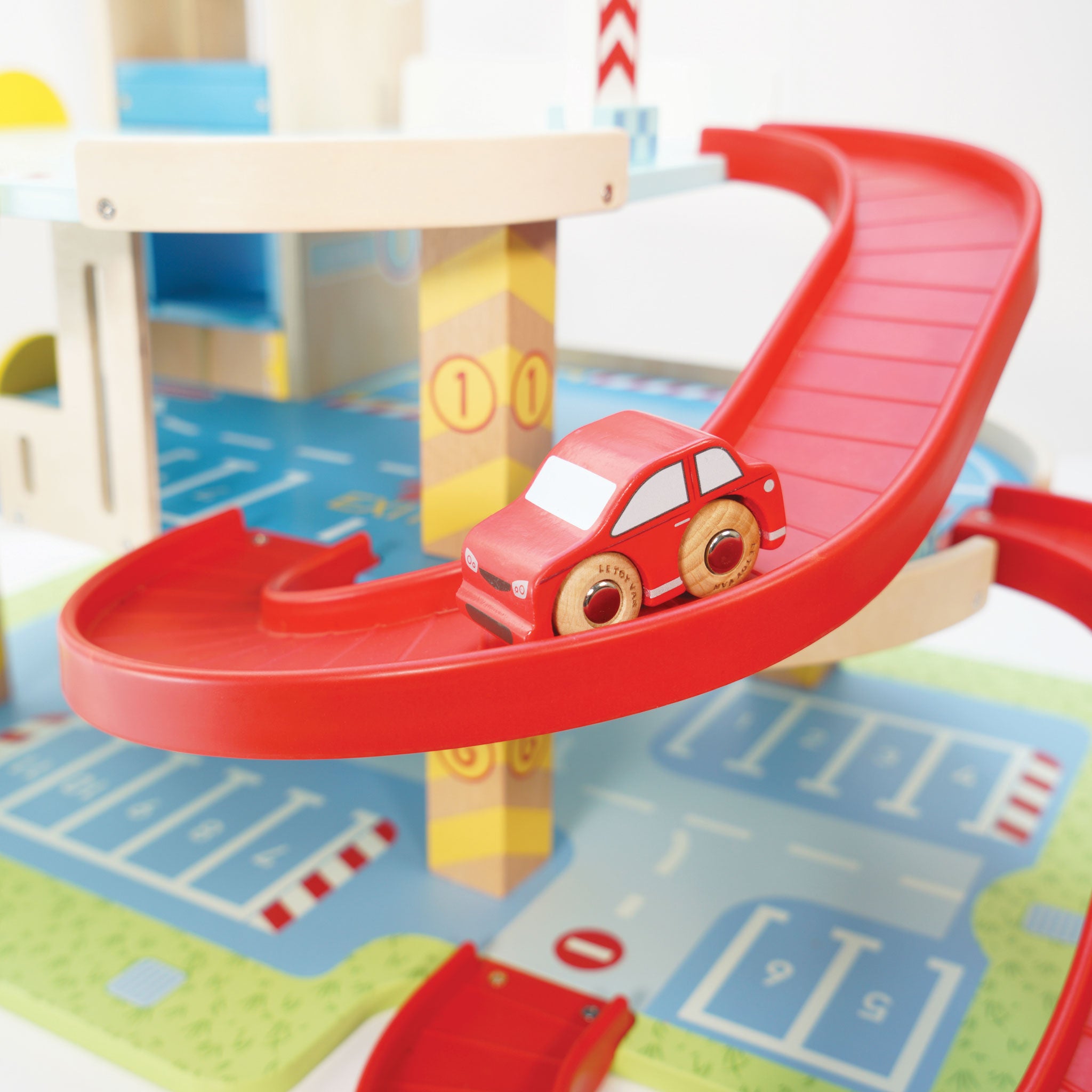 Le Grand Garage & Car Set