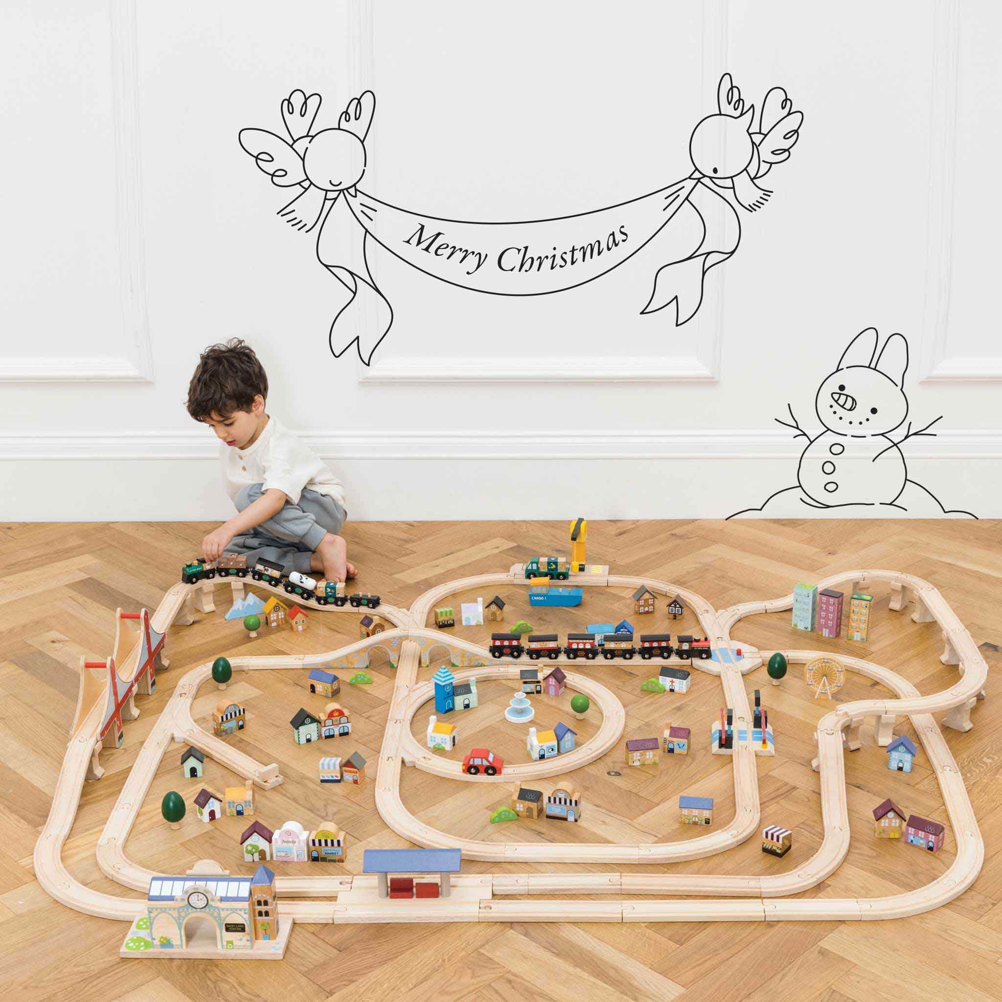 Top Eco-Friendly Toys for Christmas and Beyond