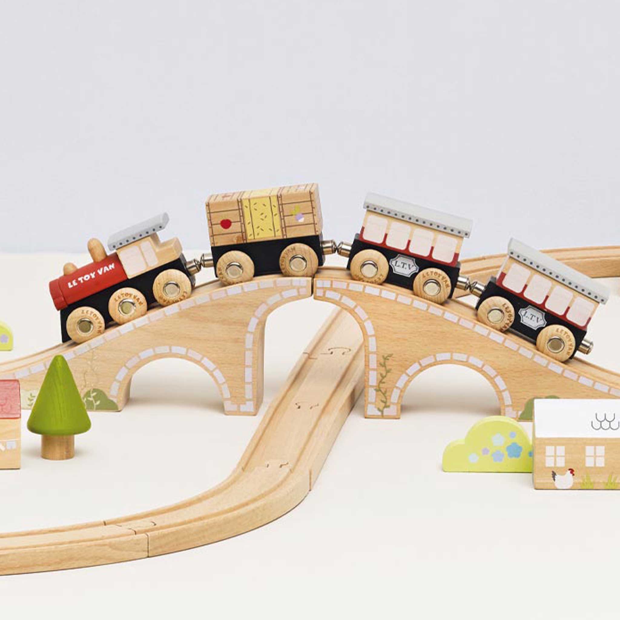 Sustainable Wooden Train Sets | Le Toy Van Trains Collection