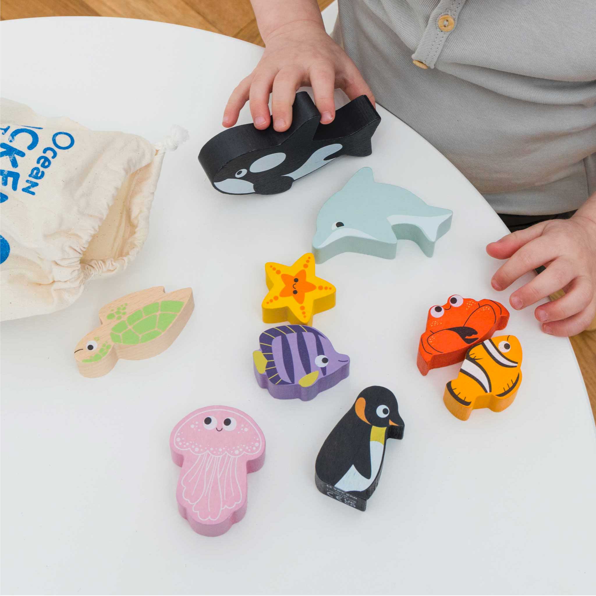 Ocean Life Stacking Animals & Bag