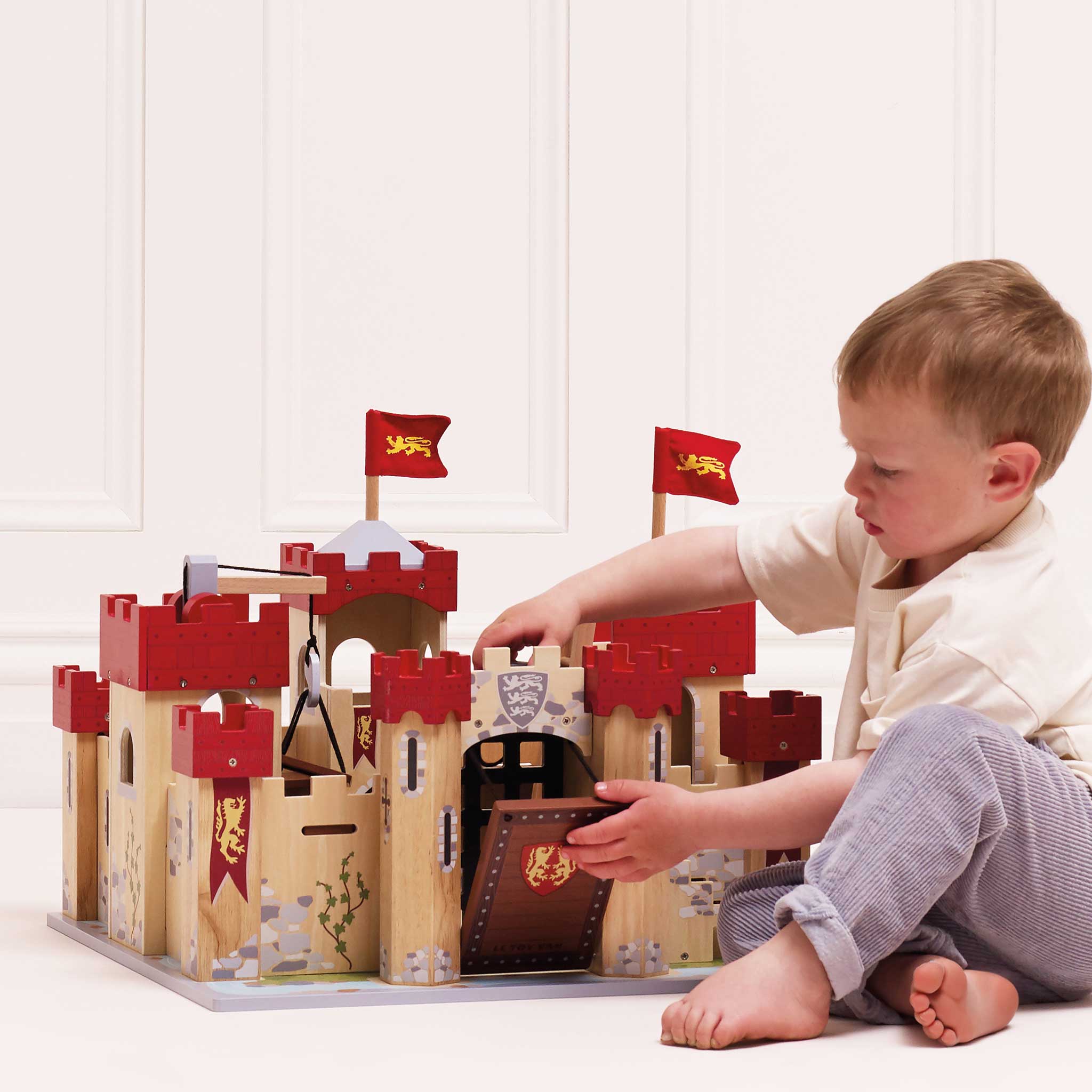 Lionheart Wooden Castle