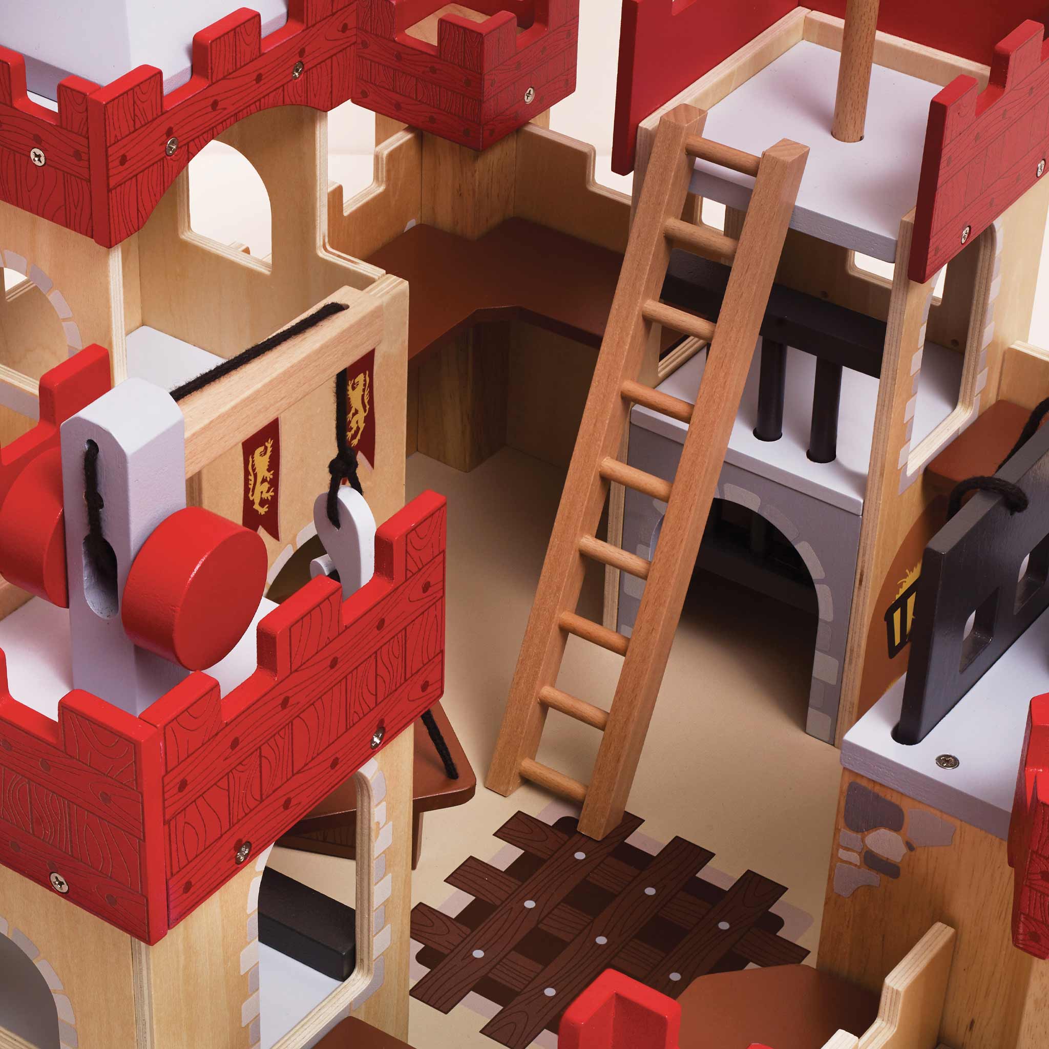 Lionheart Wooden Castle | Wooden Toys for Kids – Le Toy Van, Inc.